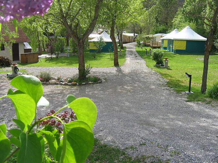 Camping du Petit Vaux «Chez Camille»
