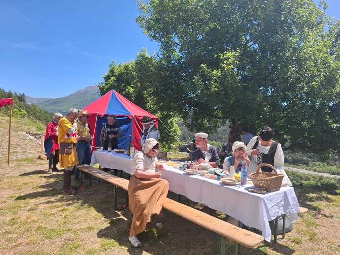 La Troupe Rochoise des Arts et Spectacles en Buëch Dévoluy - La Tras en BD_La Roche-des-Arnauds - Photo 2
