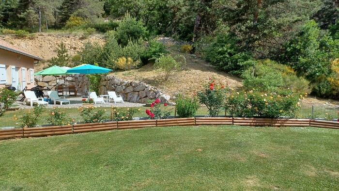 jardin et terrasse - Photo 0