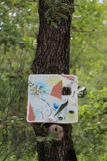 - Photo 3