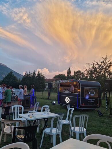 coucher de soleil sur le jardin - Photo 19