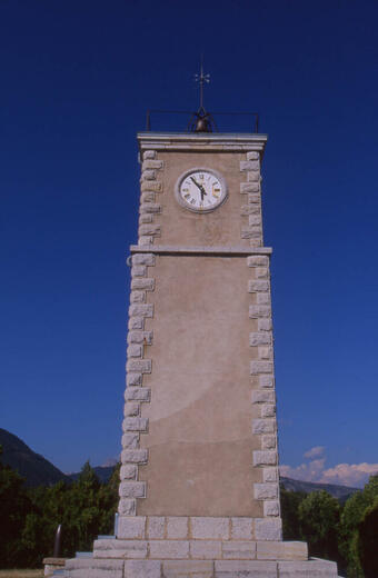 la tour horloge - Photo 1