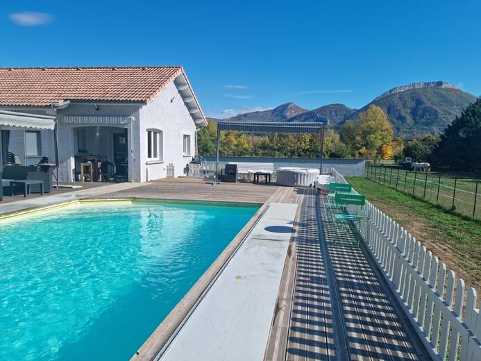 piscine cloturée - Photo 1